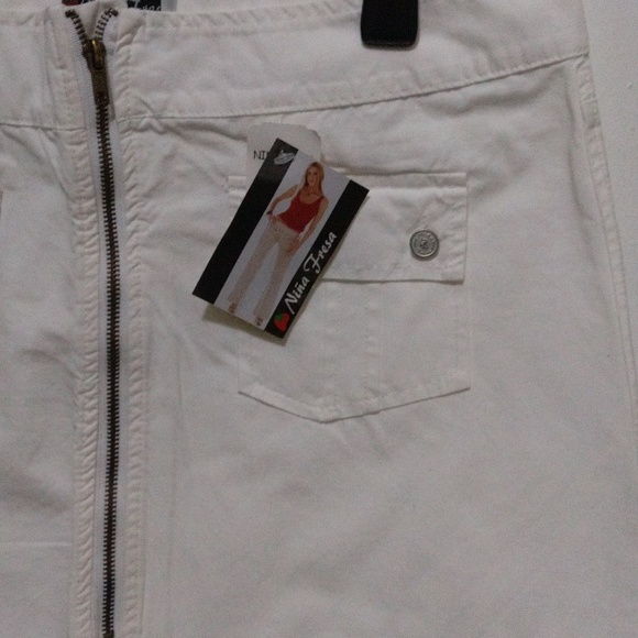 White zipper mini skirt - Picture 3 of 10